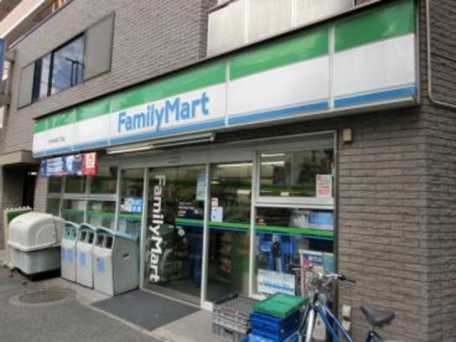 コンビニ　ファミリーマート中野中央四丁目店（コンビニ）まで129m