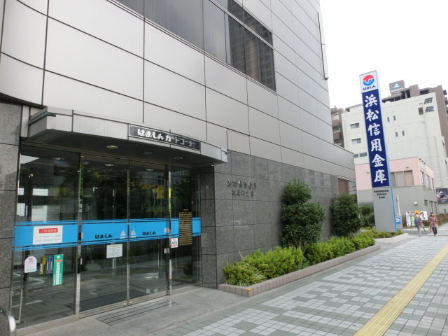 銀行　浜松いわた信用金庫 板屋町支店（銀行）まで604m