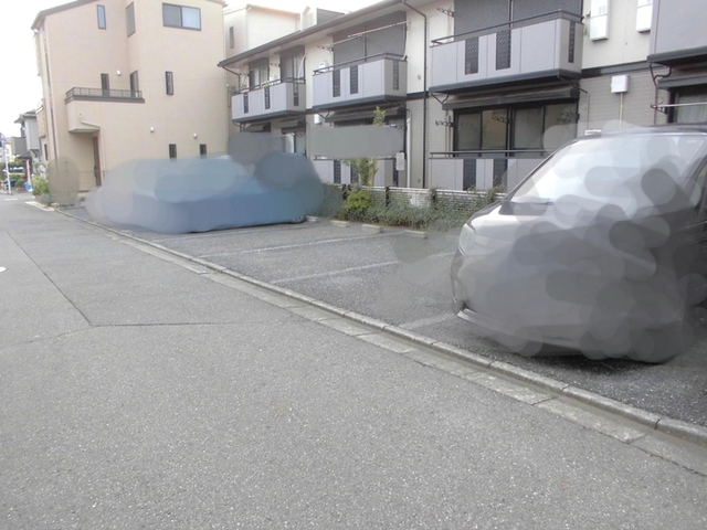 駐車場　駐車場