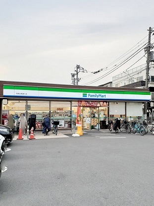 コンビニ　ファミリーマート板橋台橋通り店（コンビニ）まで126m