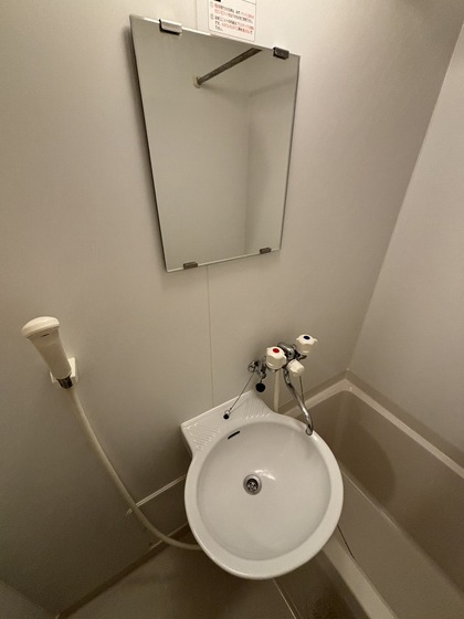 洗面設備　※別部屋の写真です