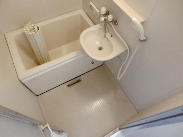 バス・シャワールーム　追焚き付のバスルーム