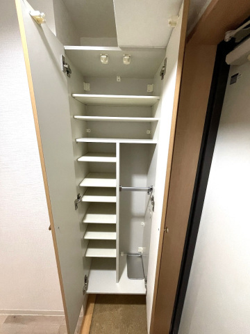 収納　同物件別号室のものです。
