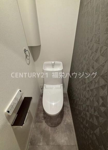 ＪＲ片町線 放出駅 徒歩8分 3階建 築2年のトイレ写真