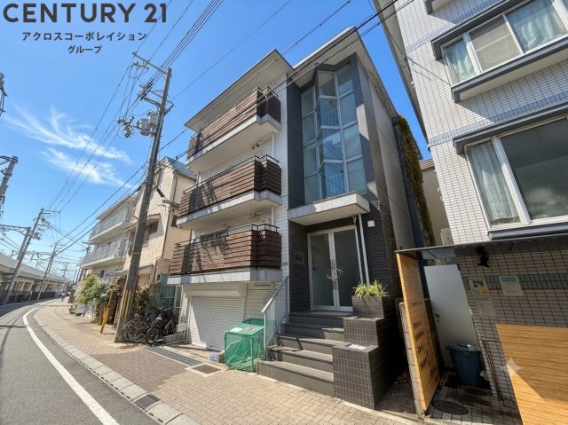 ロイヤルメゾン甲子園七番町の外観写真