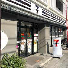 コンビニ　セブンイレブン 西新井大師前店（コンビニ）まで209m
