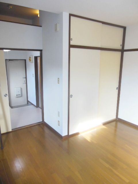 居室・リビング　★お部屋探しは株式会社タウンハウジング東京まで★
