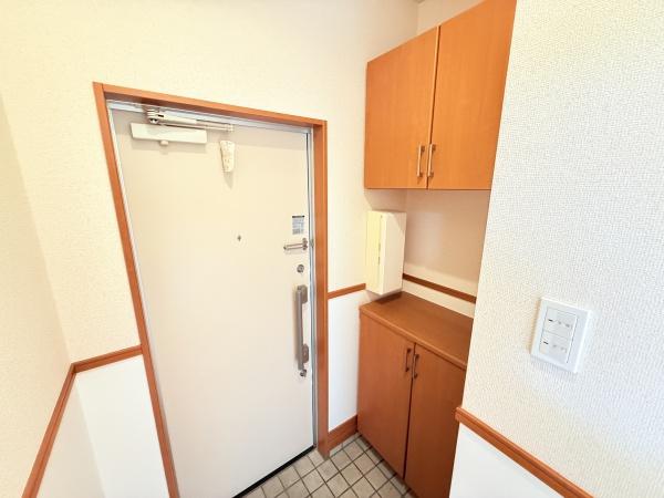 ひまわり館 栗東市林の玄関写真
