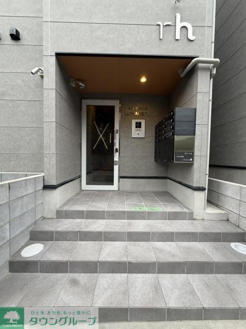 エントランス　エントランス