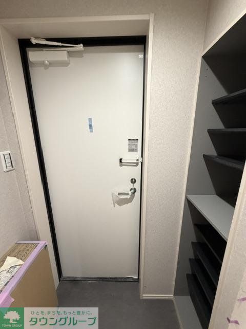 玄関　キッチン