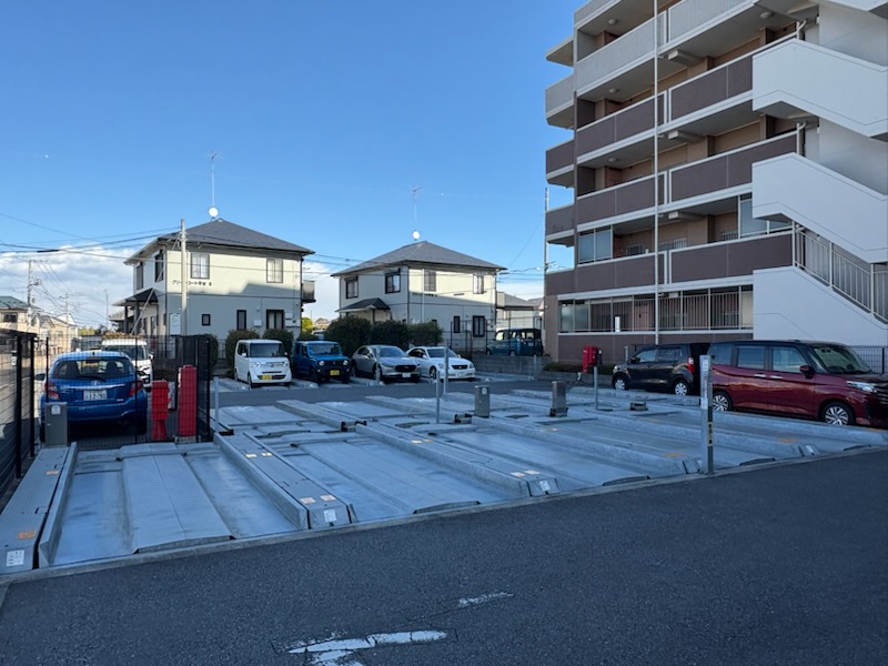 駐車場　機械式駐車場　　区画により高さ制限・有