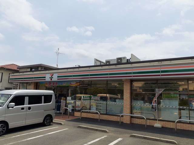 飲食店　セブン・イレブン南流山６丁目店（飲食店）まで350m