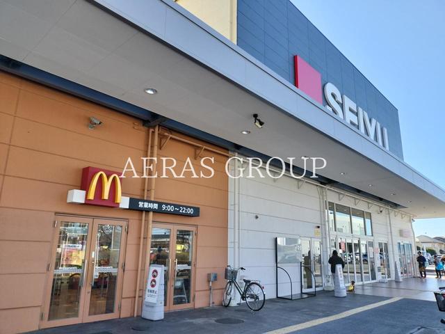 飲食店　マクドナルド 新座西友店（飲食店）まで604m