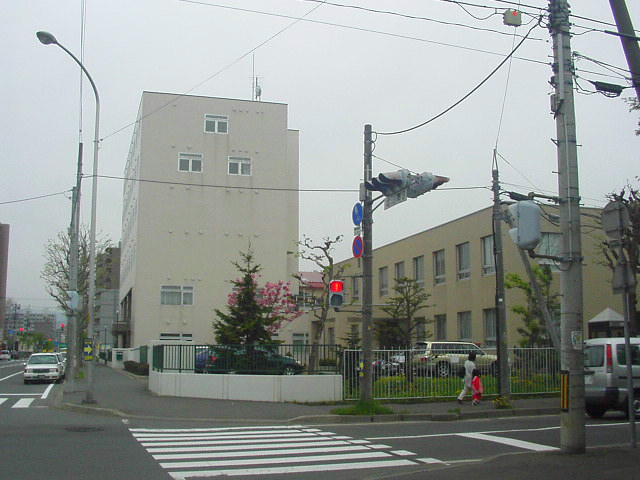 大学・短大　私立天使大学（大学・短大）まで401m