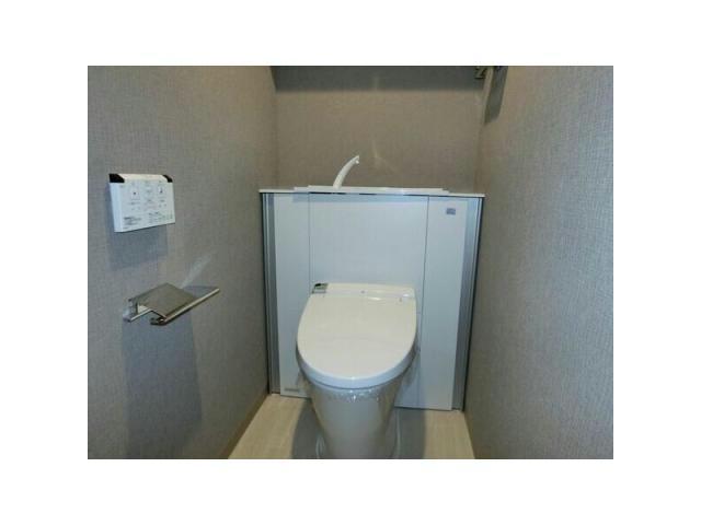 プレサンス ジェネ 新栄町駅前 葵のトイレ写真