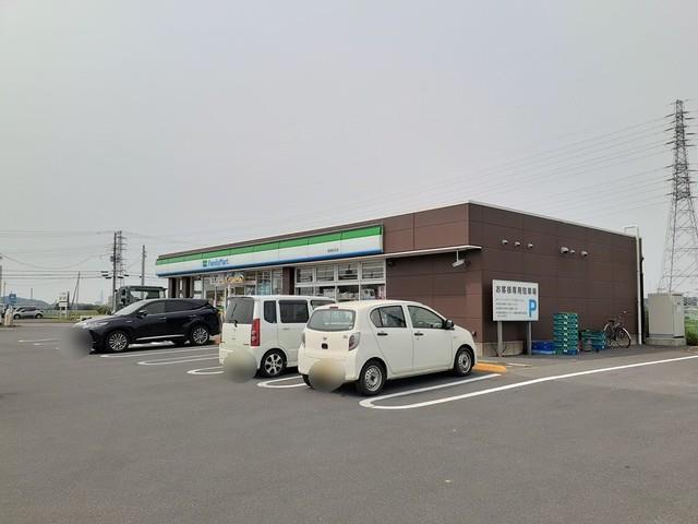 コンビニ　ファミリーマート君津貞元店（コンビニ）まで462m