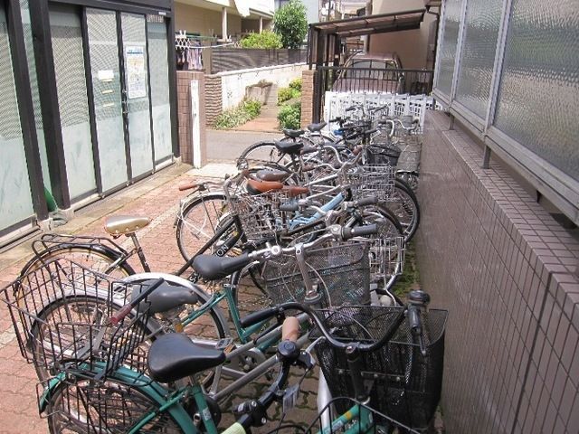 駐車場　自転車置場