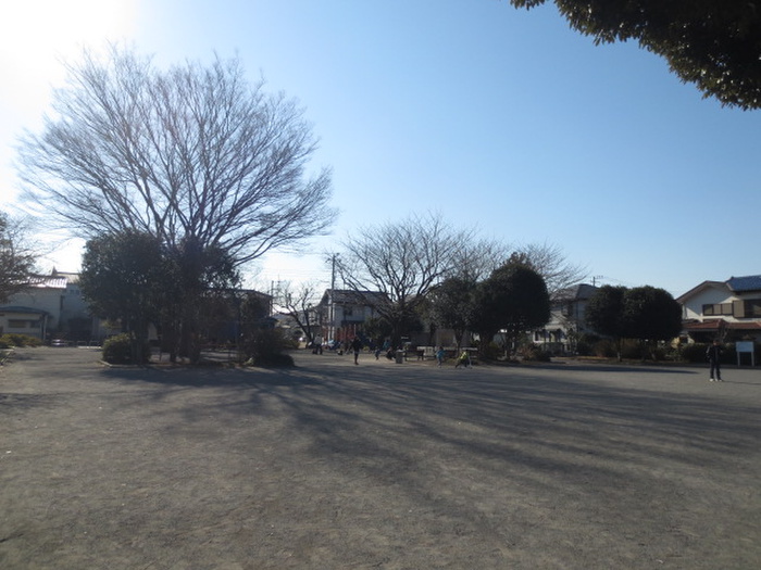公園　和泉町第二公園（公園）まで325m