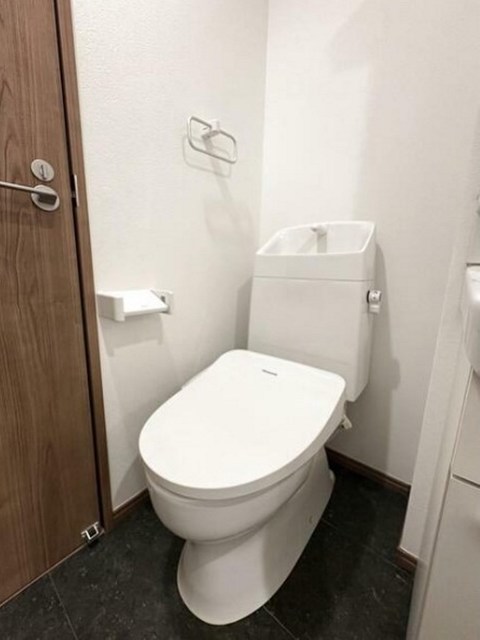 トイレ　別部屋同仕様タイプ
