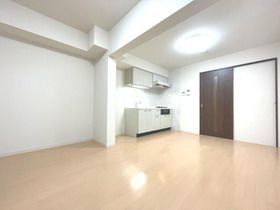 パティオ市谷の居間写真