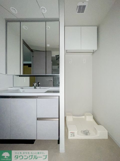 洗面設備　※写真は同タイプ住戸です。