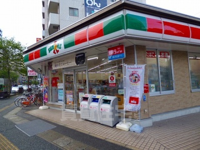 コンビニ　サンクス　福岡高宮一丁目店（コンビニ）まで156m