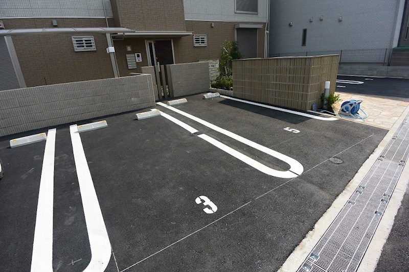 駐車場　駐車場