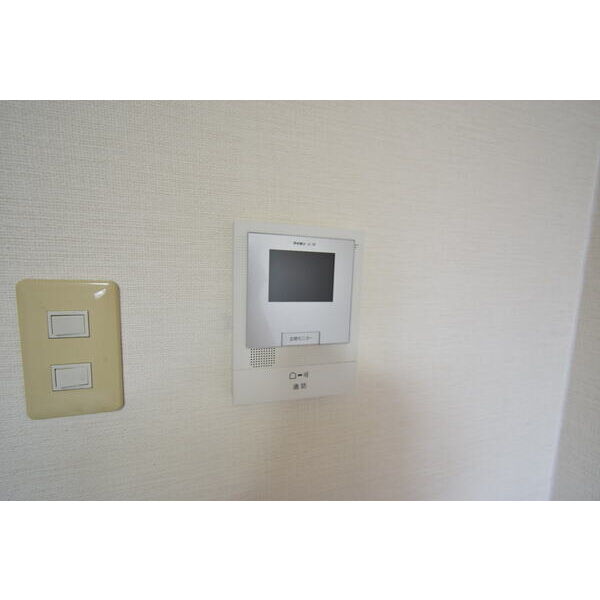 セキュリティ　掲載写真は同型モデルを掲載しており実際のお部屋と仕様等が異な
