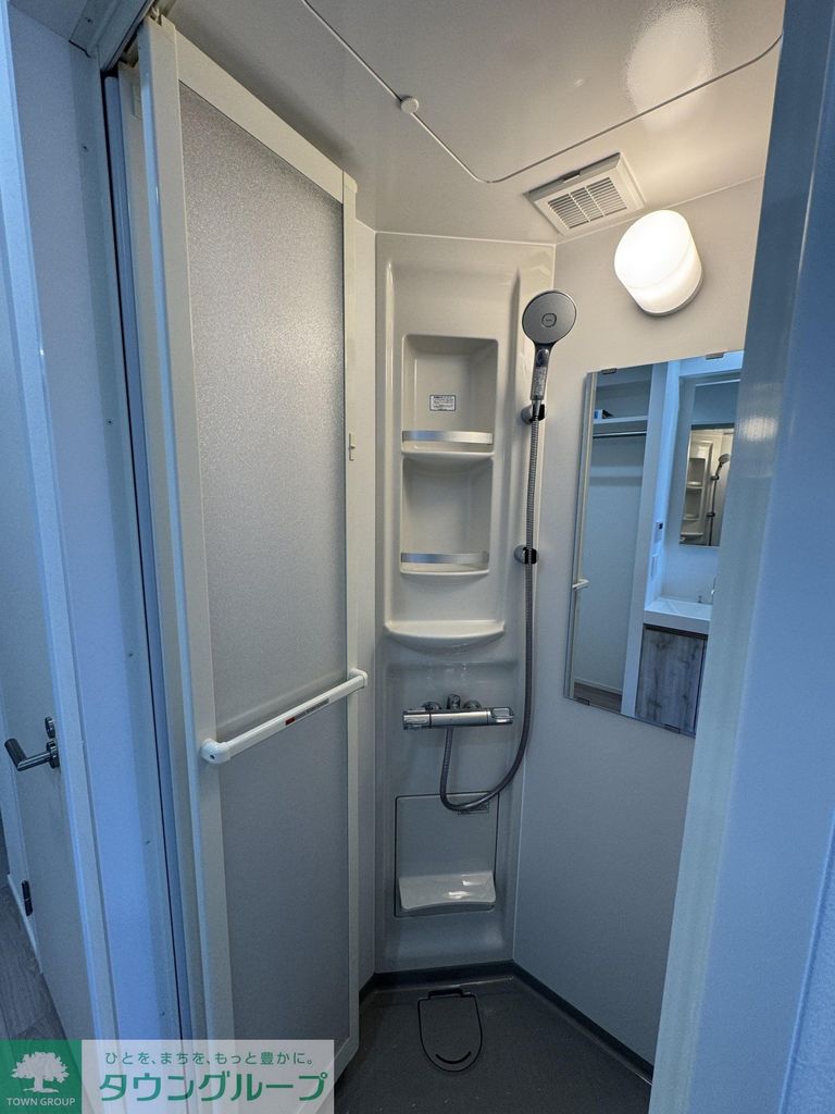 バス・シャワールーム　別部屋参考写真