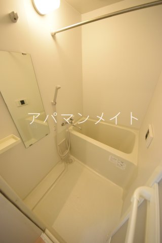 バス・シャワールーム　ゆったり過ごせるお風呂です