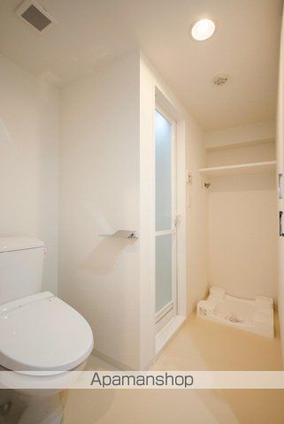 京急本線 新馬場駅 徒歩3分 12階建 築10年のトイレ写真