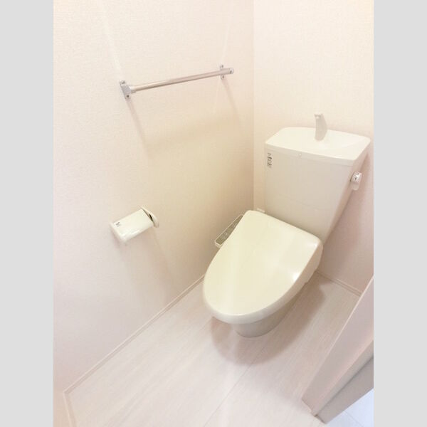 カスタリアVのトイレ写真