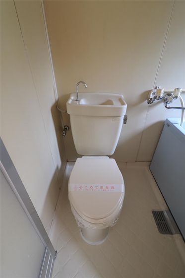 トイレ　※他号室の写真です