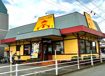 飲食店　山田うどん 市場通店（飲食店）まで403m