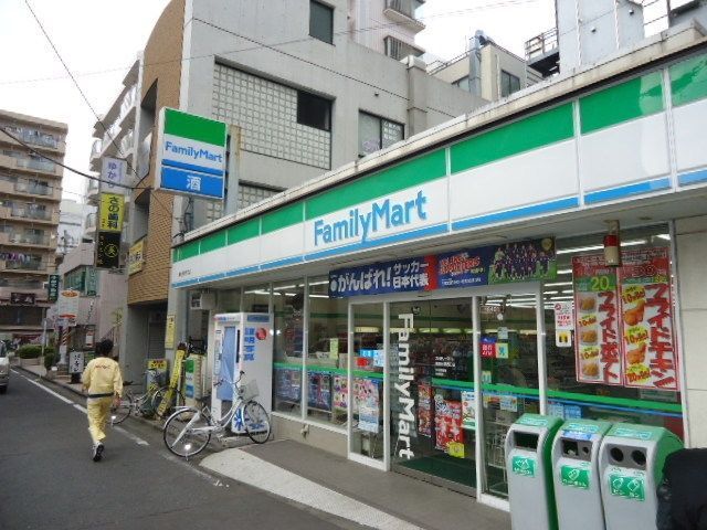 コンビニ　コンビニ（コンビニ）まで320m