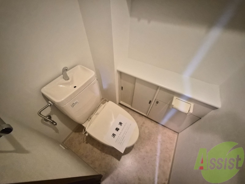 トイレ　トイレは綺麗でウォシュレットもあり快適にお使い頂けます。