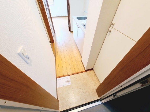 プランドール住吉の玄関写真