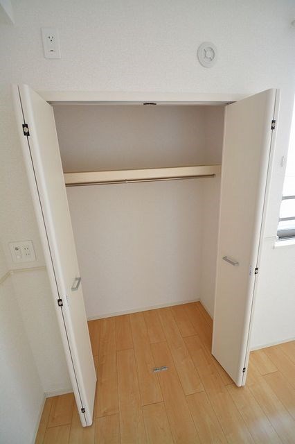 収納　クローゼットが２箇所あります。