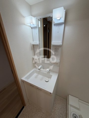 洗面設備　パレロワイヤル順慶町　独立洗面台
