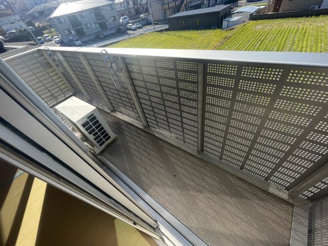 バルコニー　※室内画像は別号室のもの