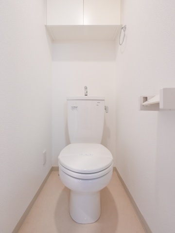 東武東上線 成増駅 徒歩5分 4階建 築18年のトイレ写真