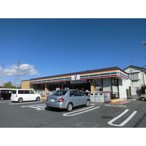 コンビニ　セブンイレブン長野柳原店（コンビニ）まで216m