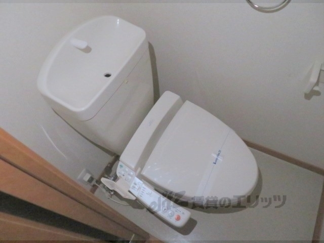 レオパレスSOUBIのトイレ写真