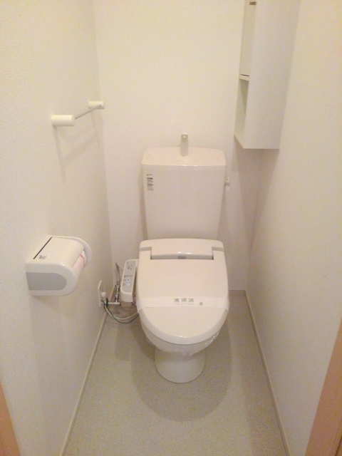 エレガントハウスのトイレ写真