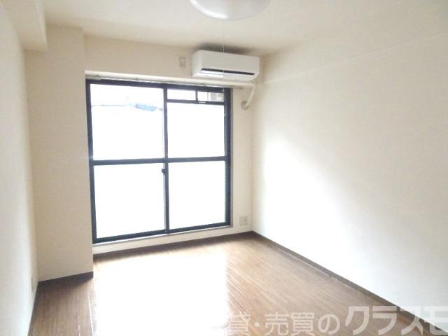 居室・リビング　明るいお部屋です♪
