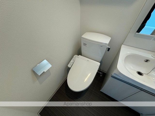 地下鉄中央線 緑橋駅 徒歩8分 13階建 築2年のトイレ写真