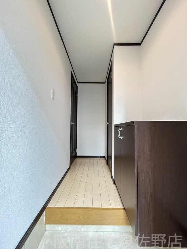 南海本線 羽倉崎駅 徒歩13分 2階建 築19年の玄関写真