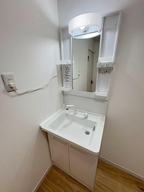 ＪＲ常磐線 柏駅 徒歩7分 7階建 築46年の内装写真
