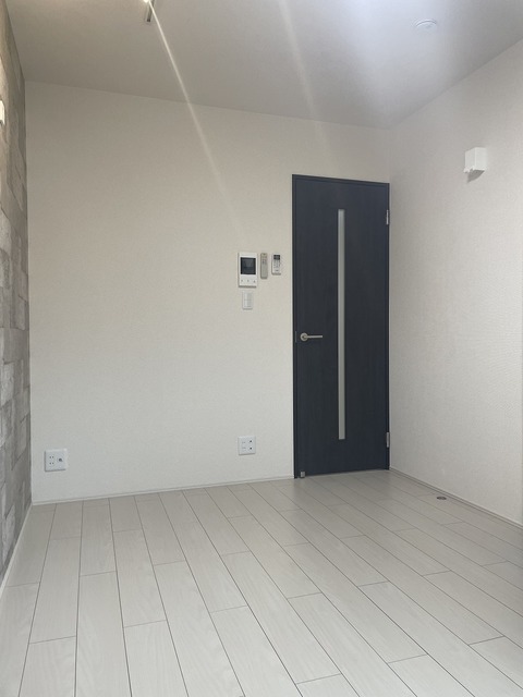 フジパレス杉本町駅北の居間写真