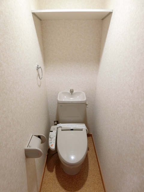 トイレ　図面と現状に相違がある場合には現状を優先